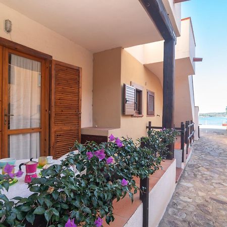 Piazzetta Trilo & Mono Porto Apartments 50Mt From The Beach - Happy Rentals Porto San Paolo  Kültér fotó