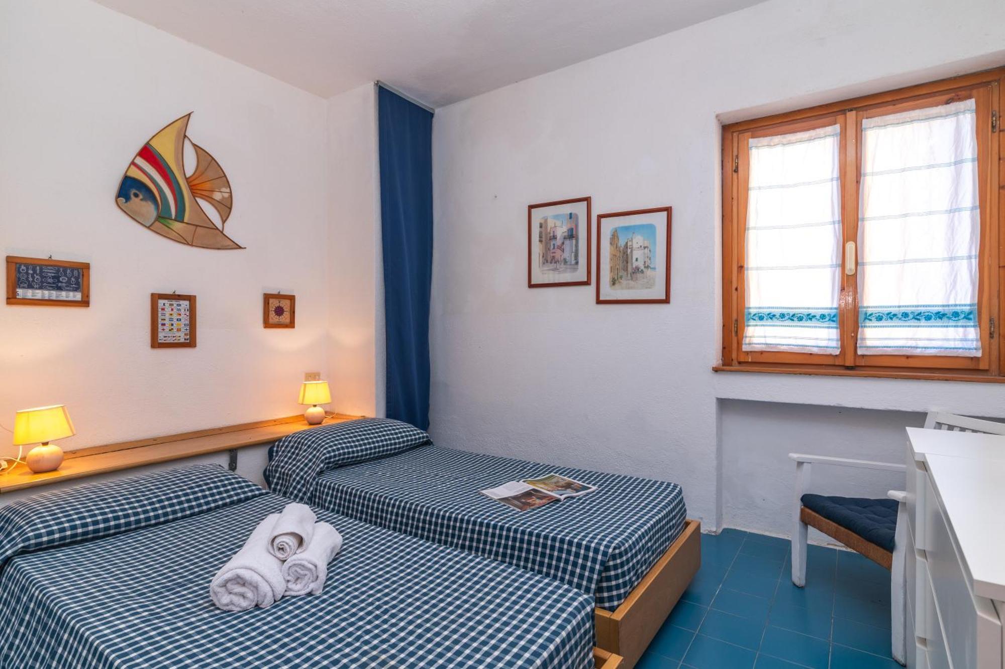 Piazzetta Trilo & Mono Porto Apartments 50Mt From The Beach - Happy Rentals Porto San Paolo  Kültér fotó